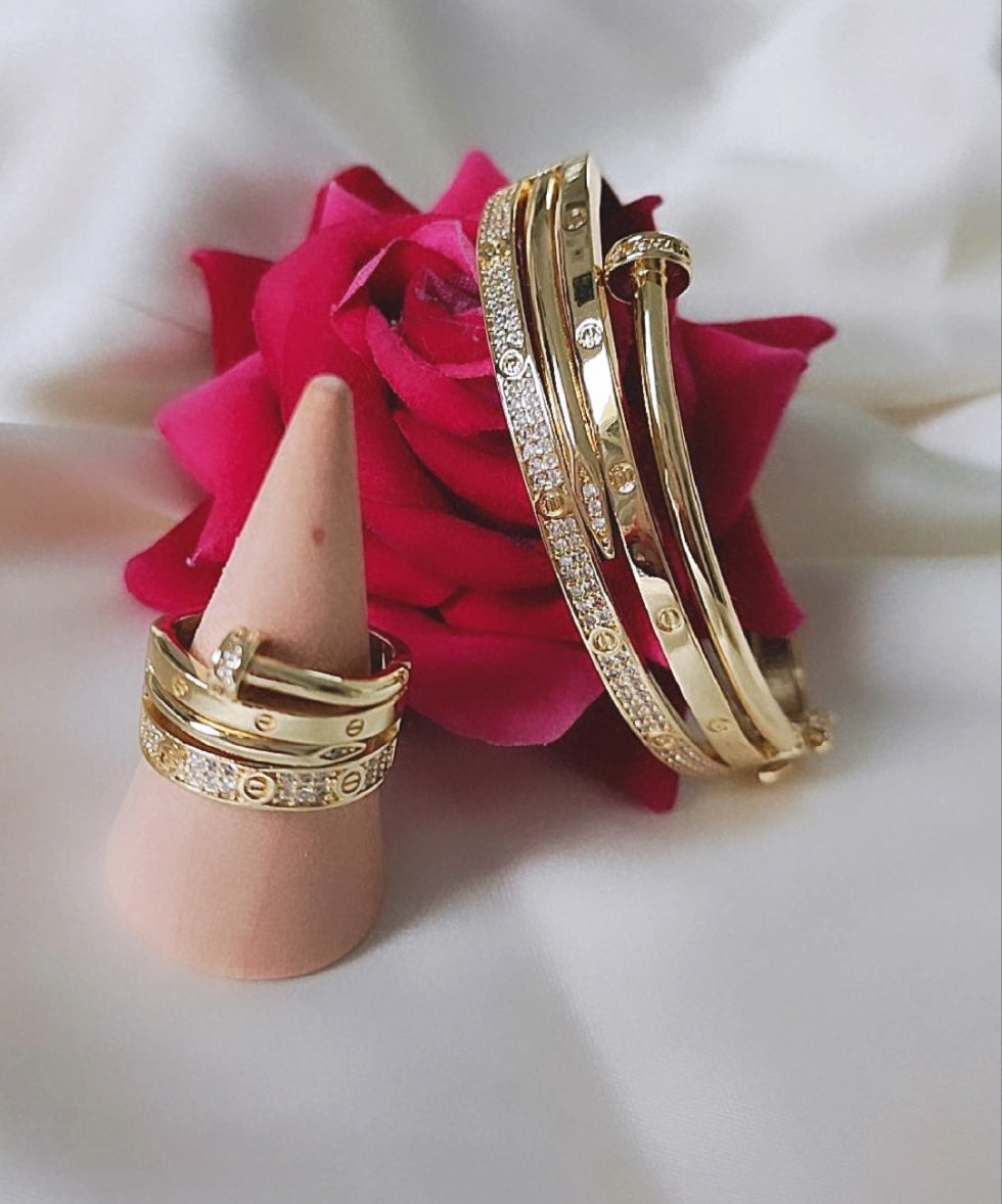 Bague multi rangs gravée et strass
