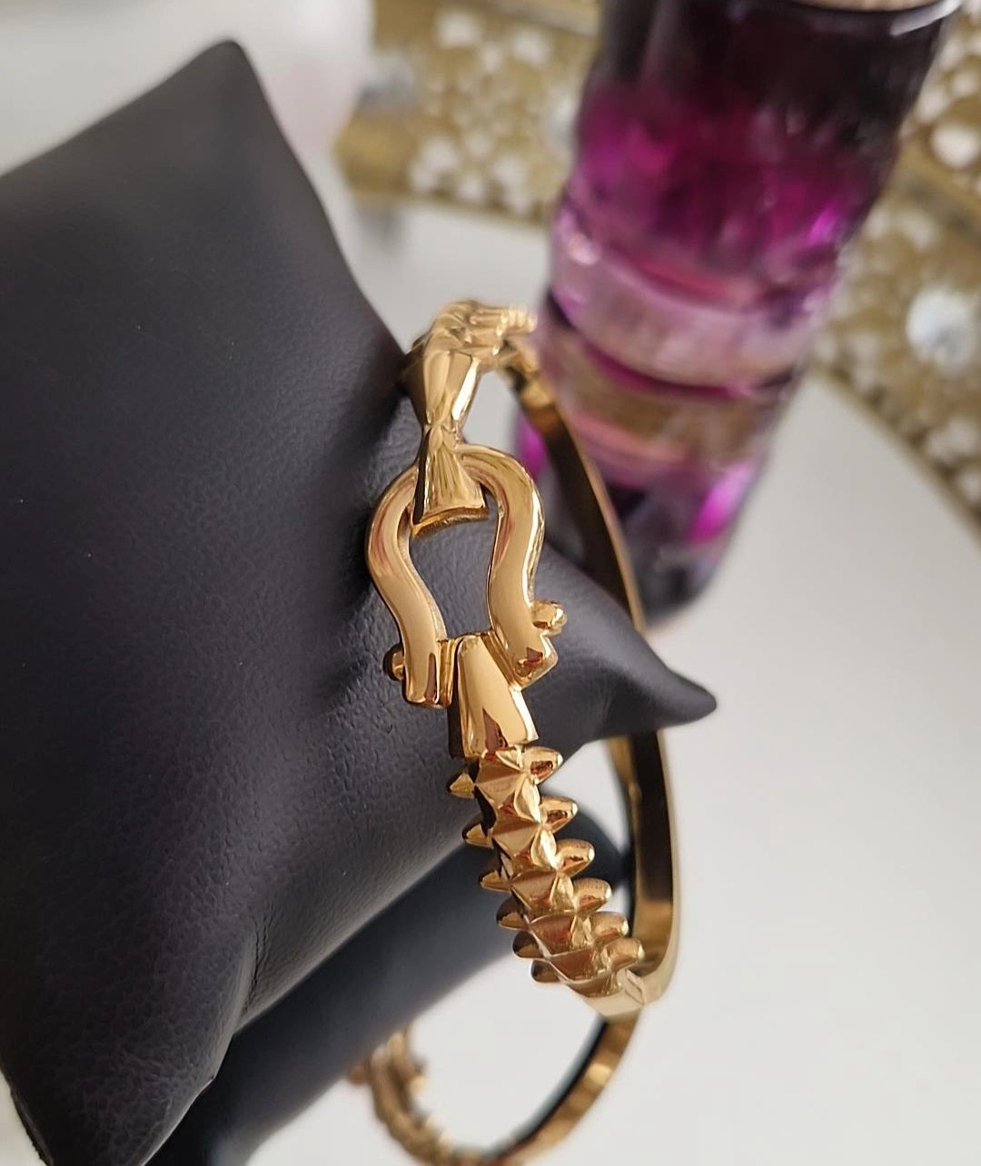 Bracelet jonc en acier inoxydable boucle et pics