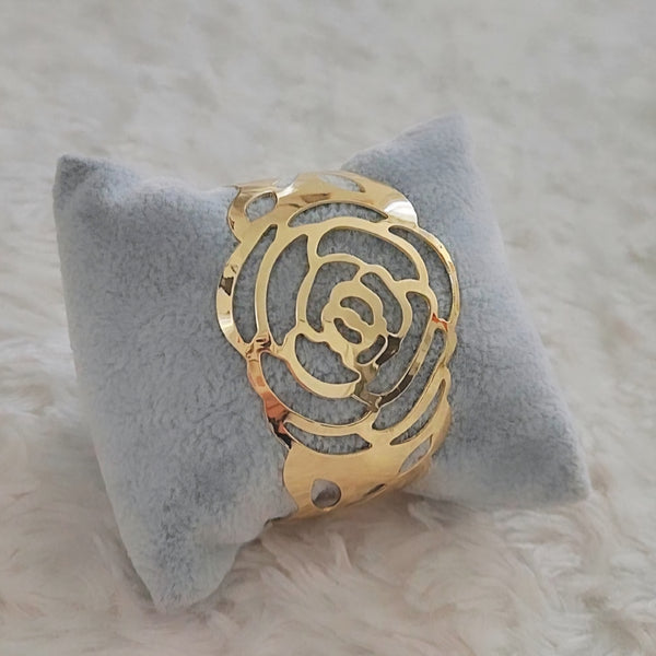 Bracelet manchette en plaqué or fleur