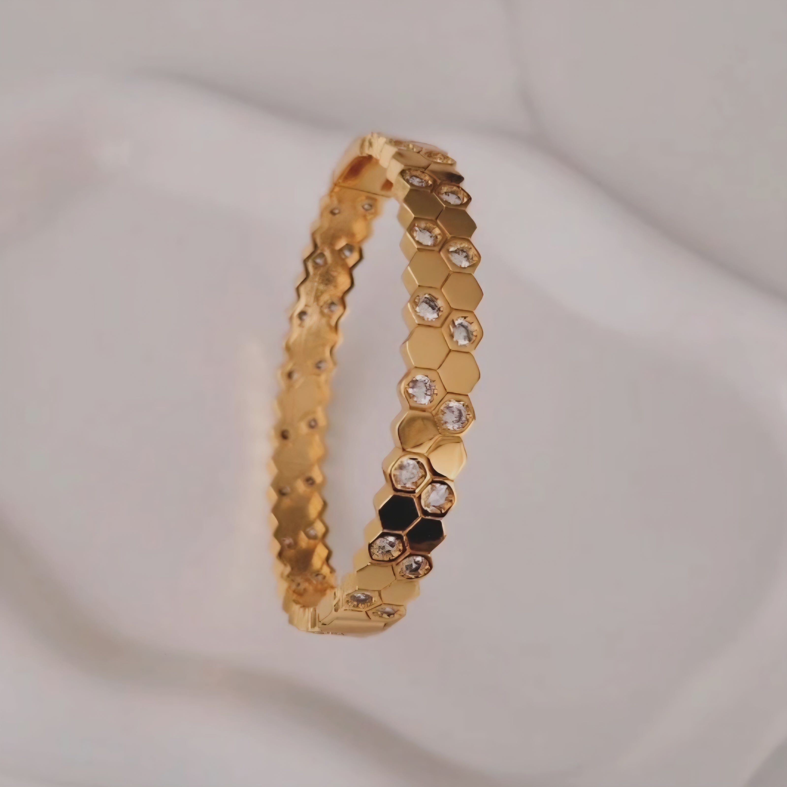 Bracelet jonc en acier inoxydable strass (vendu à l'unité)