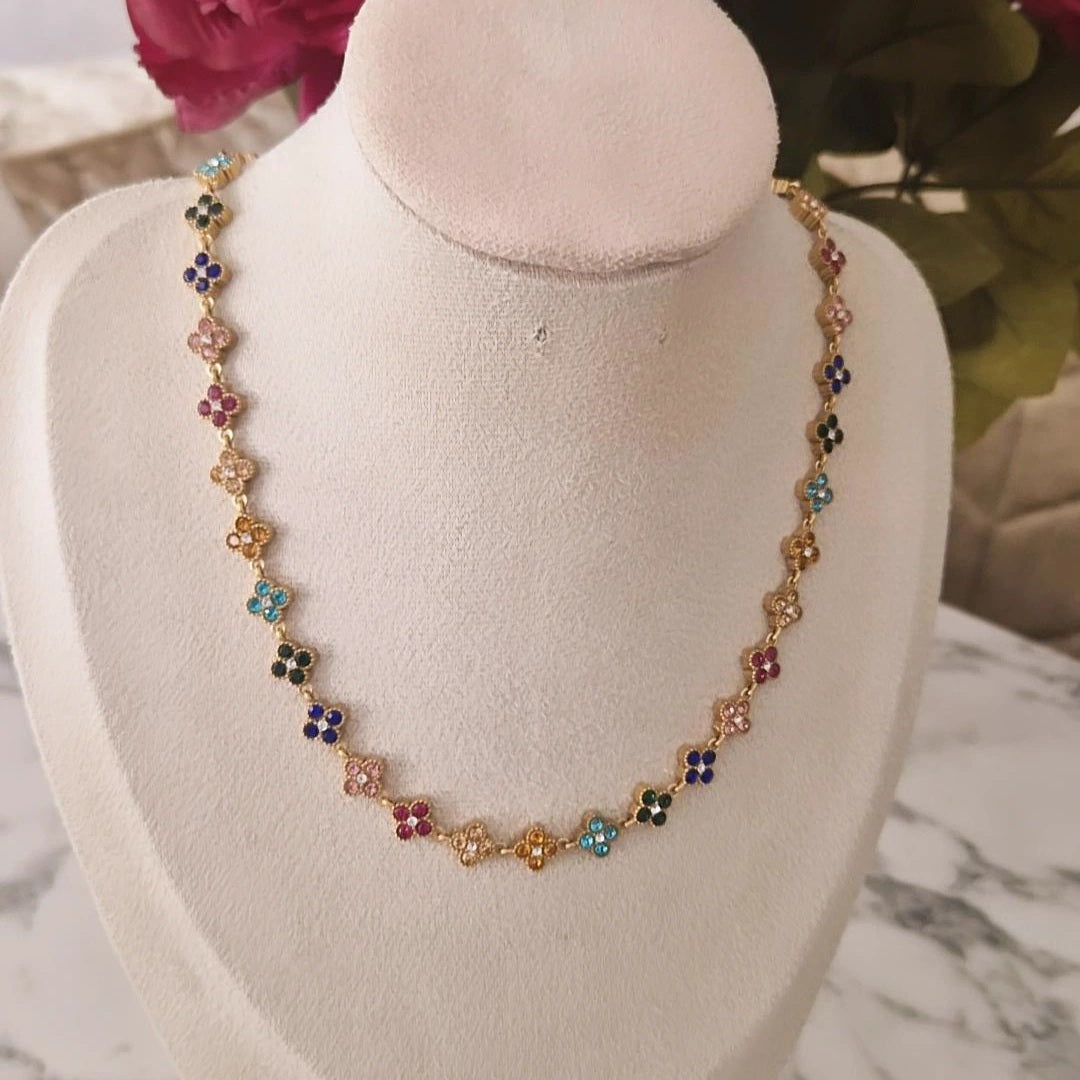 Collier en acier inoxydable fleurs de strass multicolores