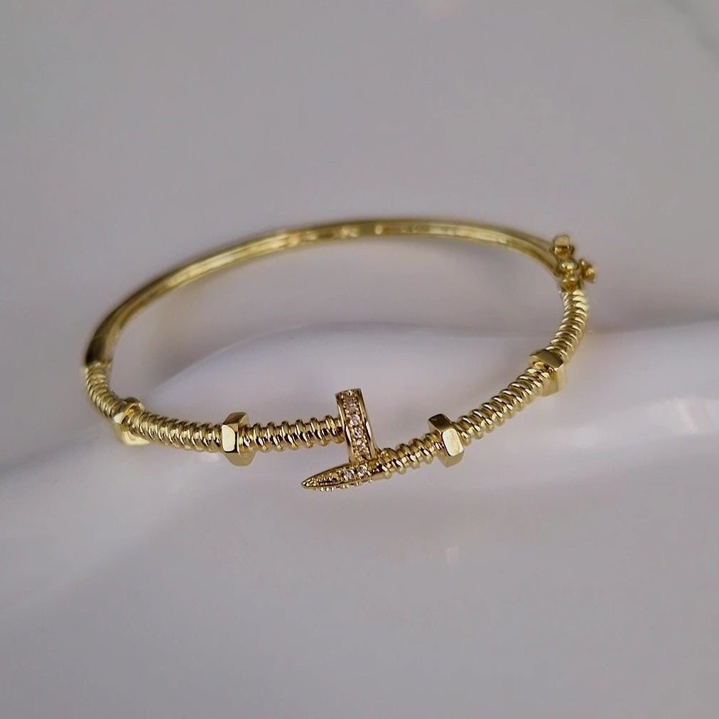 Bracelet jonc cranté et strass (à l'unité)