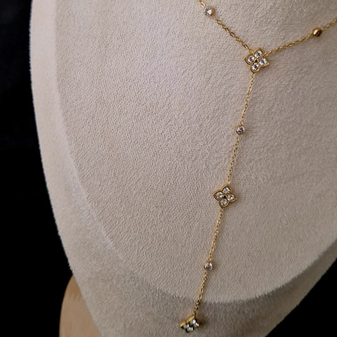Collier en acier inoxydable en Y fleurs de strass