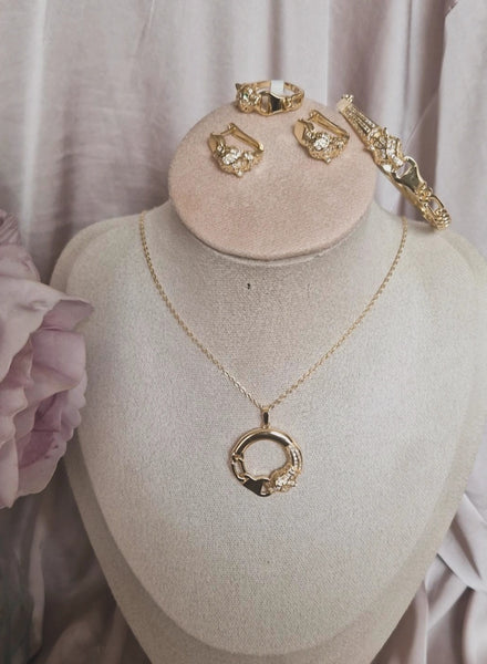 Ensemble Jaguar Collier + bracelet jonc + boucles d'oreilles + bague assortis