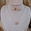Ensemble Collier + boucles d'oreilles assorties en acier inoxydable multi strass
