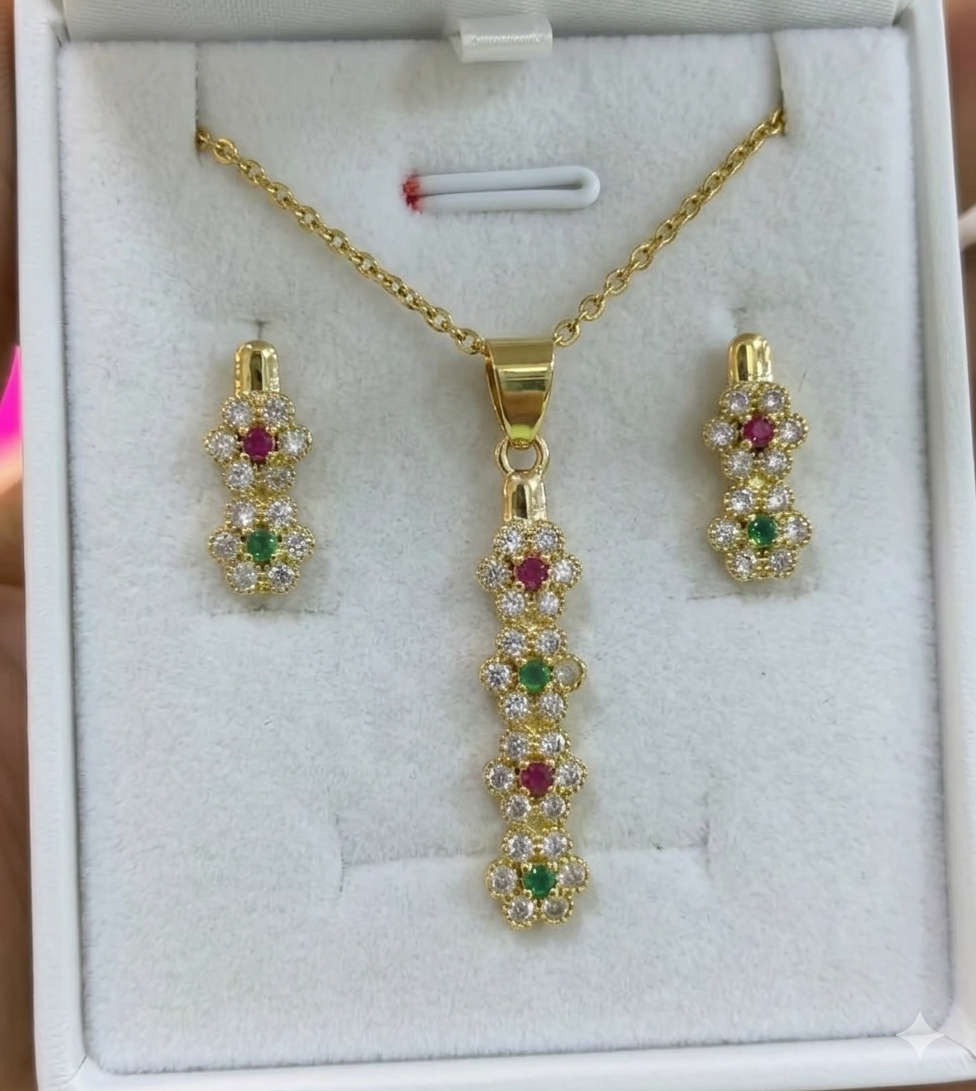 Ensemble parure collier et boucles d’oreilles fleurs et strass