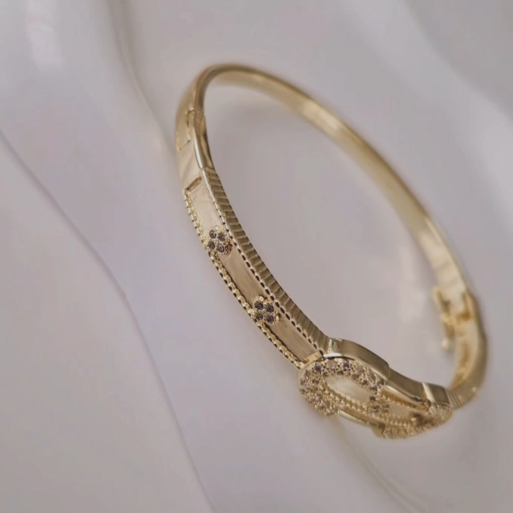 Bracelet jonc avec strass ovale (vendu à l'unité)