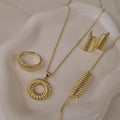 Ensemble Collier + boucles d'oreilles + bague + bracelet fin assortis