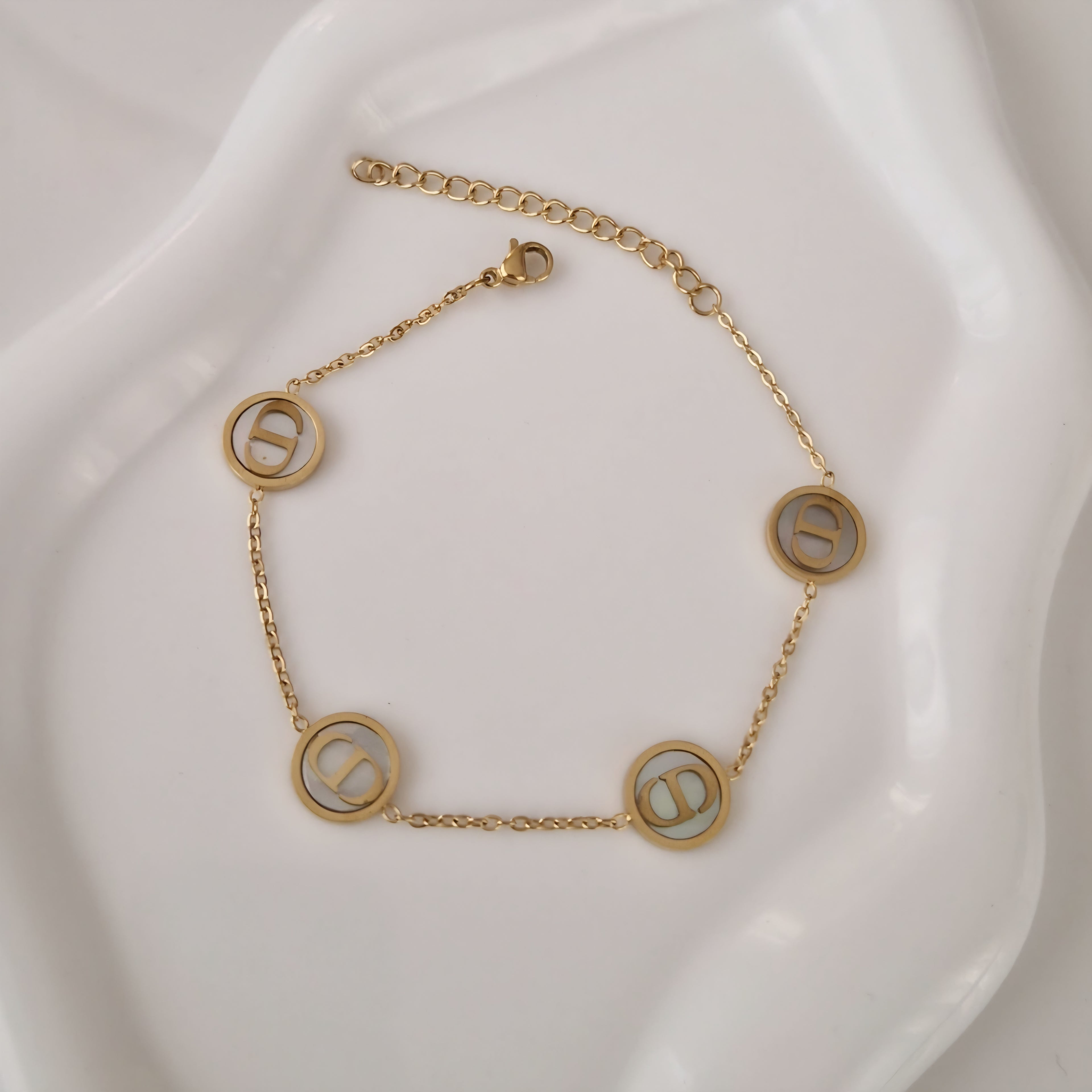 Bracelet en acier inoxydable multi cercles et nacre