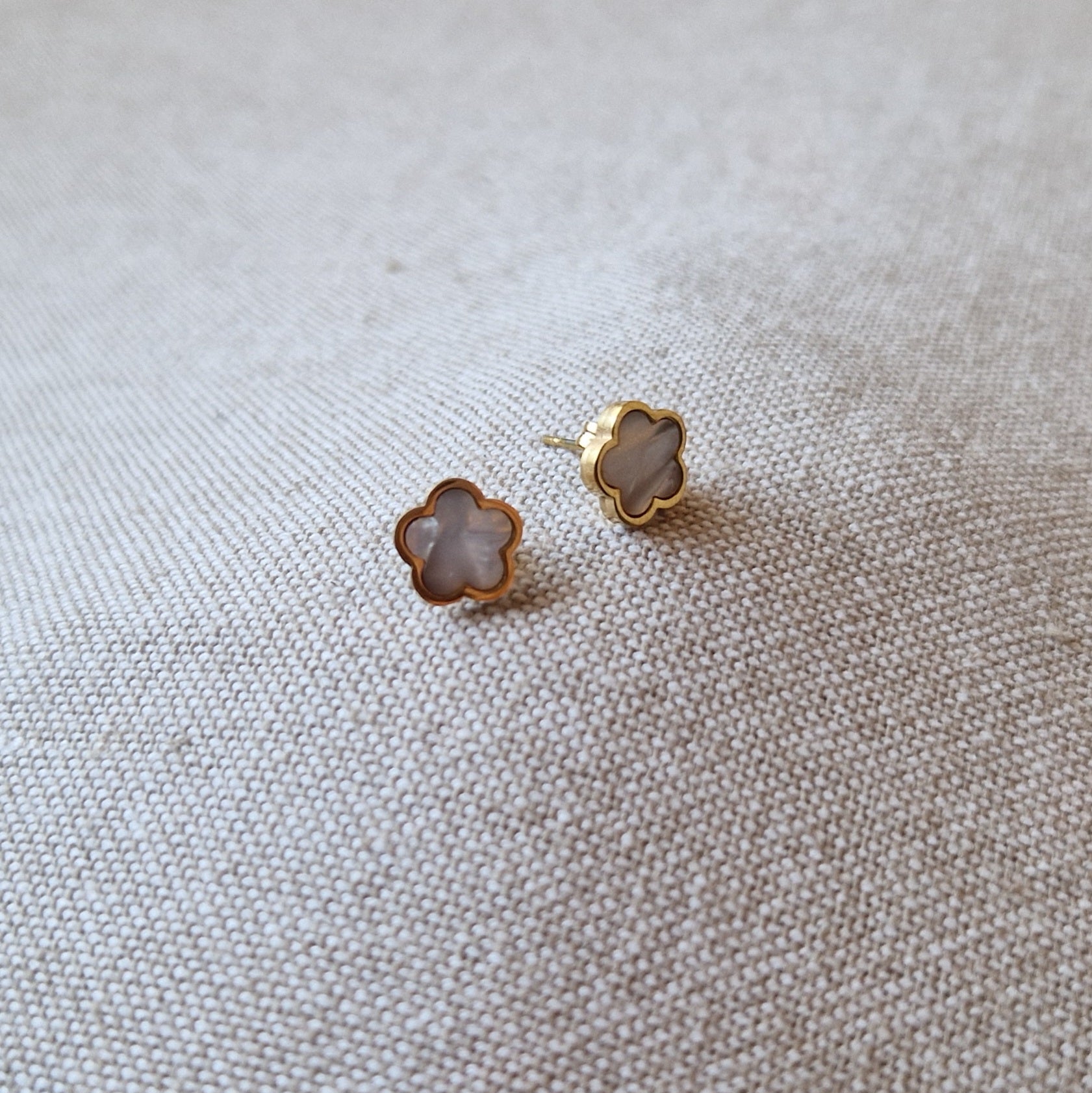 Boucles d'oreilles en acier inoxydable blanc nacré
